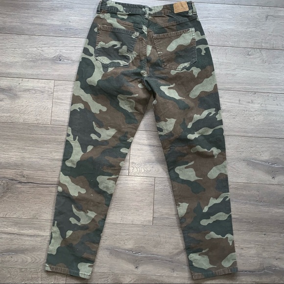 American Eagle Corduroy Mom Jeans - Picture 4 of 9